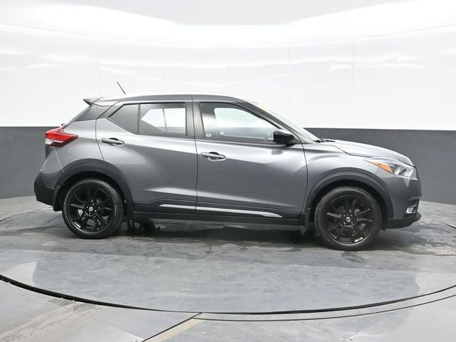2019 Nissan Kicks SR