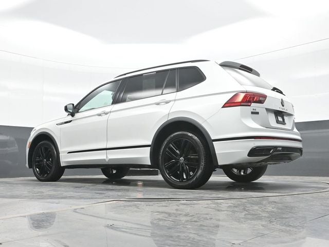 2022 Volkswagen Tiguan 2.0T SE R-Line Black