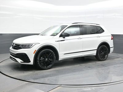 2022 Volkswagen Tiguan 2.0T SE R-Line Black