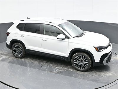 2025 Volkswagen Taos 1.5T SE