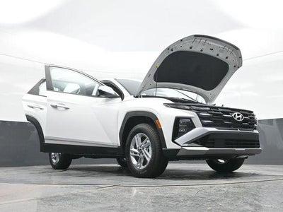 2026 Hyundai TUCSON SE AWD