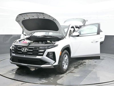 2026 Hyundai TUCSON SE AWD