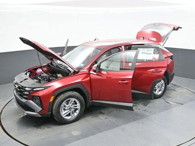 2026 Hyundai TUCSON SE AWD