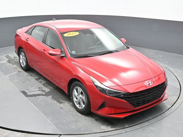 2023 Hyundai ELANTRA SE