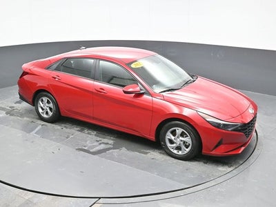 2023 Hyundai ELANTRA SE