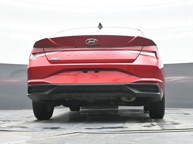 2023 Hyundai ELANTRA SE