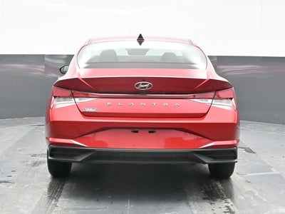 2023 Hyundai ELANTRA SE