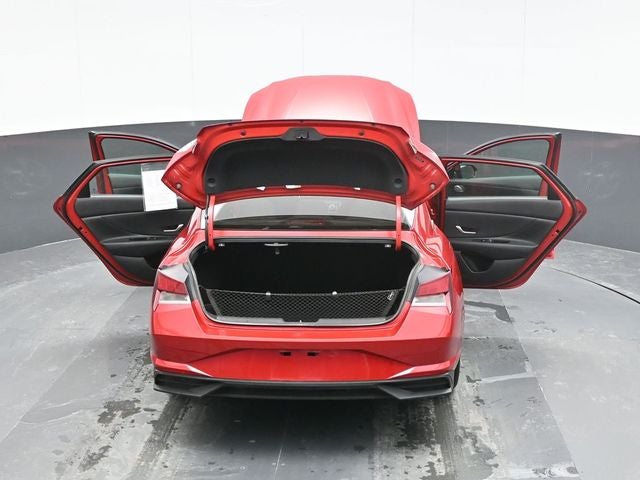 2023 Hyundai ELANTRA SE