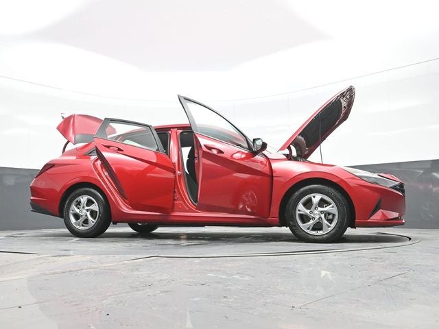 2023 Hyundai ELANTRA SE