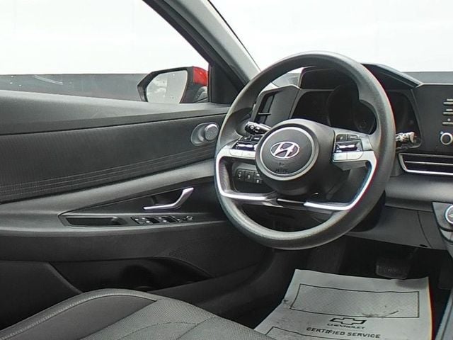 2023 Hyundai ELANTRA SE