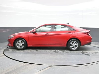 2023 Hyundai ELANTRA SE