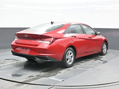 2023 Hyundai ELANTRA SE