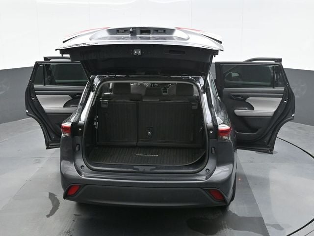 2020 Toyota Highlander L