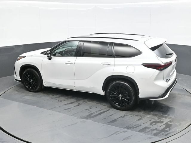 2024 Toyota Highlander XSE