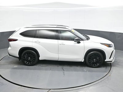 2024 Toyota Highlander XSE