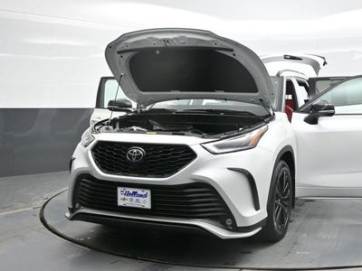 2024 Toyota Highlander XSE