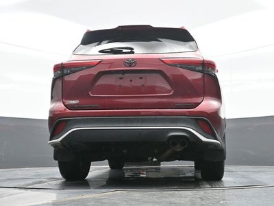 2022 Toyota Highlander XSE