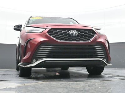 2022 Toyota Highlander XSE