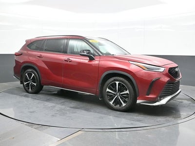 2022 Toyota Highlander XSE