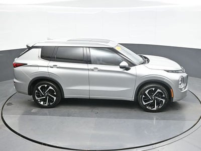 2022 Mitsubishi Outlander SEL