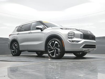 2022 Mitsubishi Outlander SEL