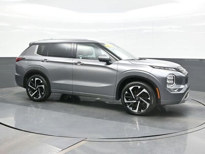 2022 Mitsubishi Outlander SEL