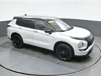 2023 Mitsubishi Outlander SEL Black Edition