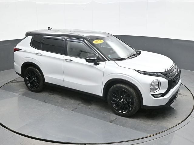 2023 Mitsubishi Outlander SEL Black Edition