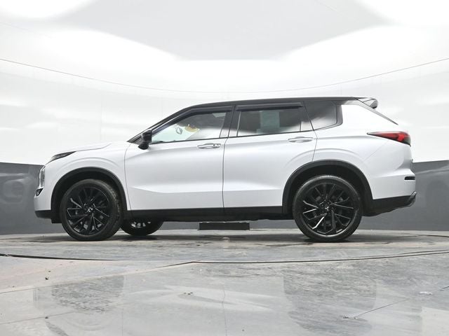 2023 Mitsubishi Outlander SEL Black Edition