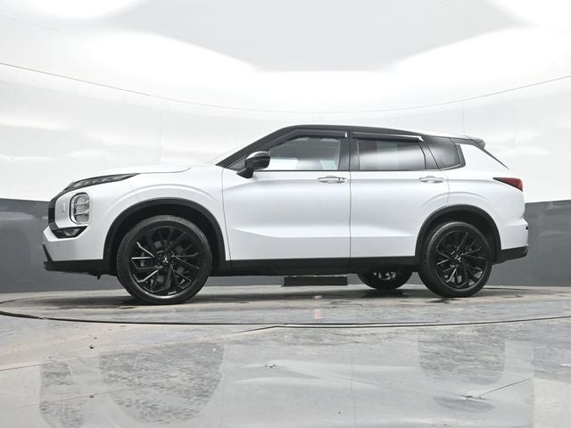 2023 Mitsubishi Outlander SEL Black Edition