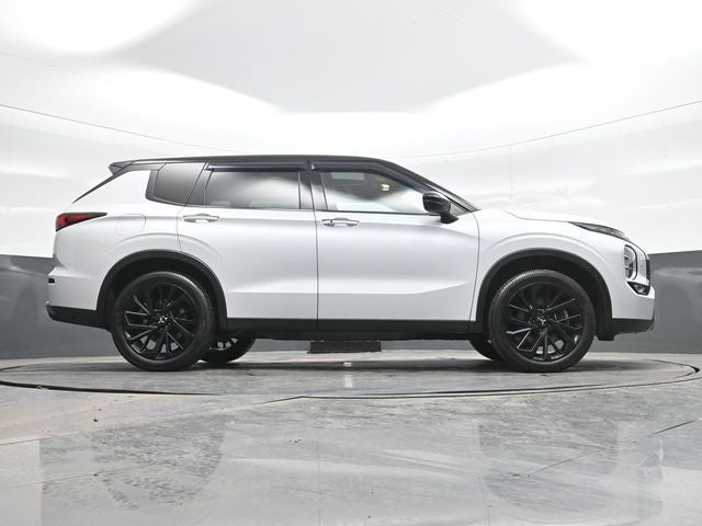 2023 Mitsubishi Outlander SEL Black Edition