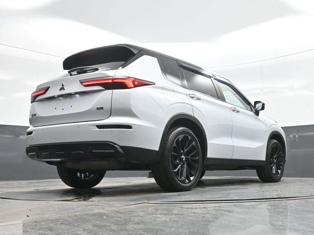 2023 Mitsubishi Outlander SEL Black Edition