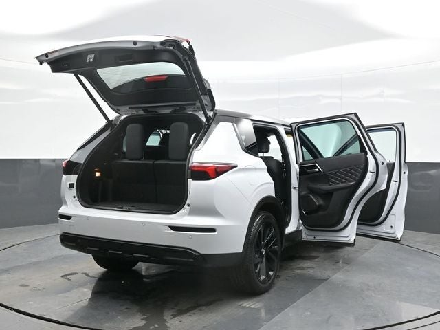 2023 Mitsubishi Outlander SEL Black Edition