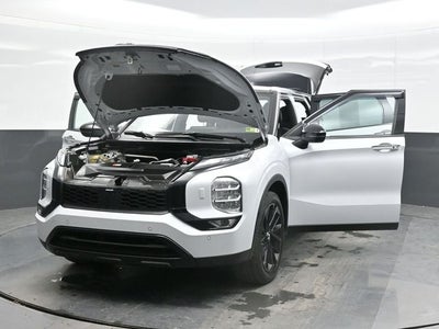 2023 Mitsubishi Outlander SEL Black Edition