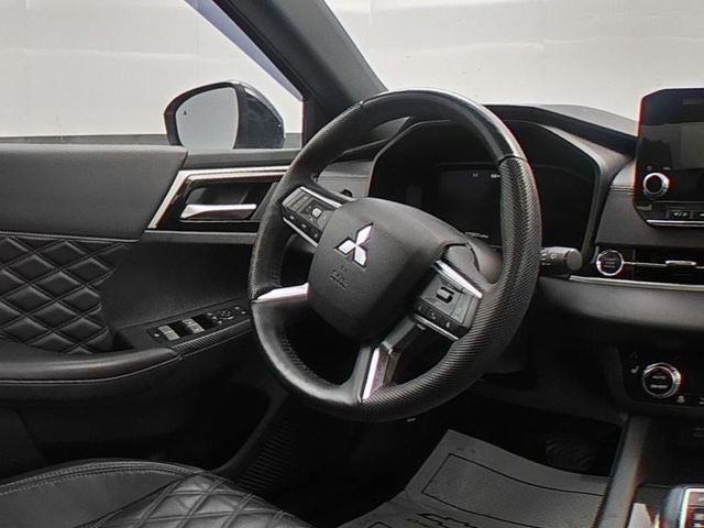 2023 Mitsubishi Outlander SEL Black Edition