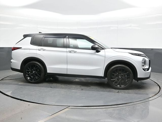 2023 Mitsubishi Outlander SEL Black Edition