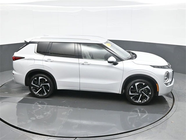 2024 Mitsubishi Outlander SEL