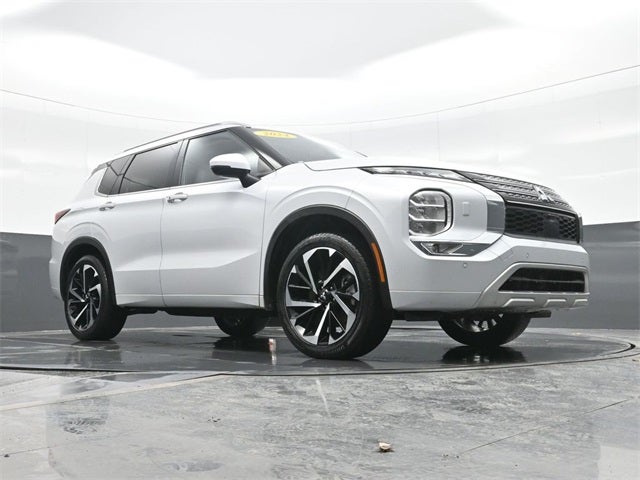 2024 Mitsubishi Outlander SEL