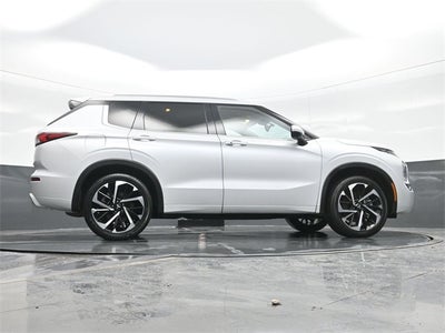 2024 Mitsubishi Outlander SEL