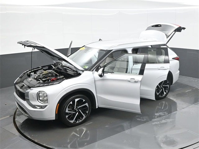 2024 Mitsubishi Outlander SEL