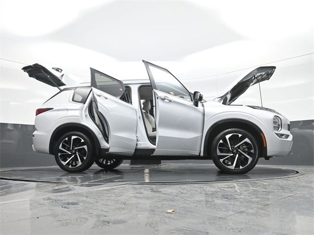 2024 Mitsubishi Outlander SEL