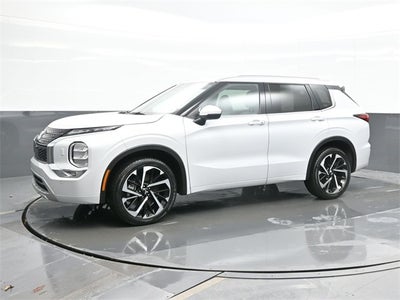 2024 Mitsubishi Outlander SEL