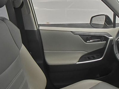 2021 Toyota RAV4 Hybrid XLE Premium