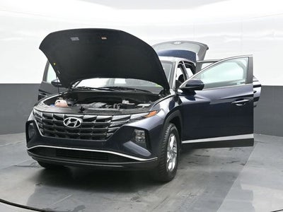 2022 Hyundai TUCSON SE