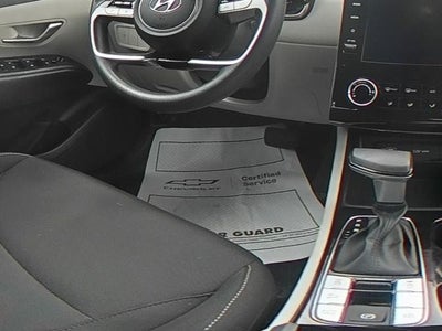 2022 Hyundai TUCSON SE