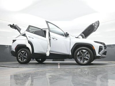 2026 Hyundai TUCSON HYBRID SEL AWD