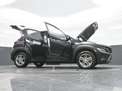 2022 Hyundai KONA SE