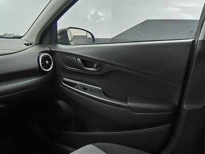 2022 Hyundai KONA SE