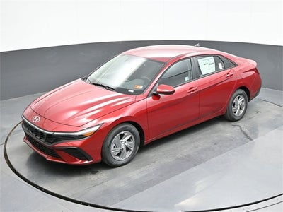 2025 Hyundai ELANTRA SE