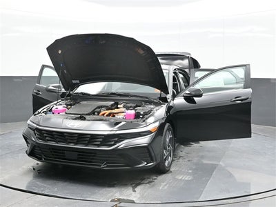 2025 Hyundai ELANTRA HYBRID Limited